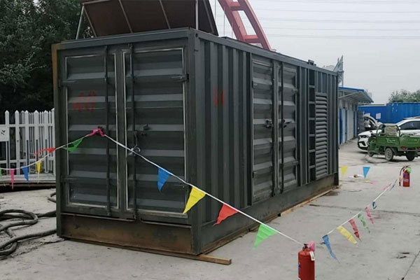 芦溪发电机租赁空气滤清器多久更换一次?
